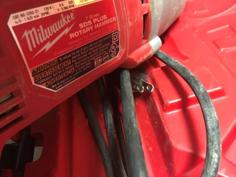 lot 28 image: Milwaukee 1 SDS Plus Rotary Hammer used in good working condition