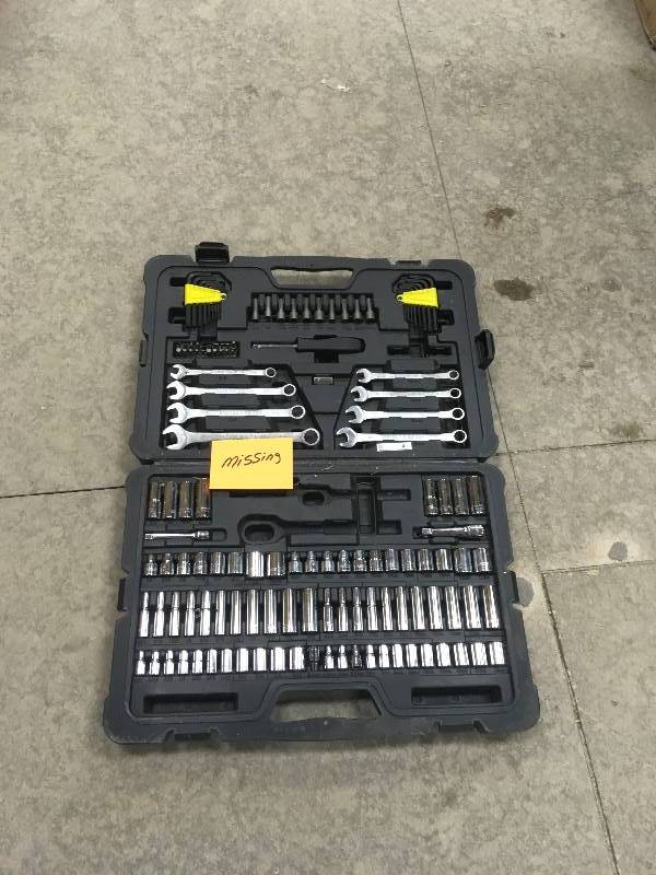 lot 47 image: Stanley STMT71653 145 Piece Mechanics Tool Set - Missing Pieces