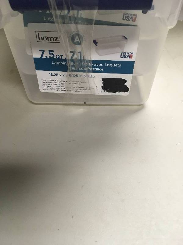 lot 79 image: Homz 7.5 Qt Plastic Locking Lid Storage Contaners - Lot of 5