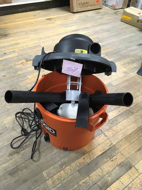 lot 57 image: RIDGID 12 Gal. 5.0-Peak HP Wet Dry Vac  WD1270 not used