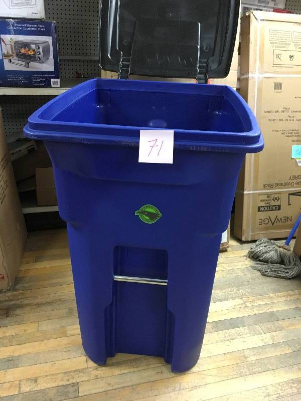 lot 71 image: Wheeled Trash Can Attached Lid 64 Gallon Garbage Waste Container Commercial Blue
