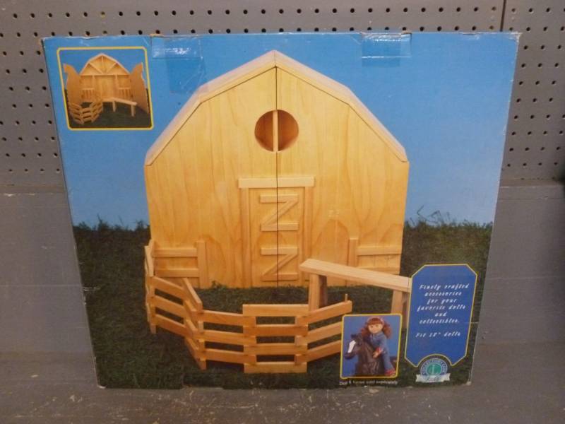 New Wooden Barn Set