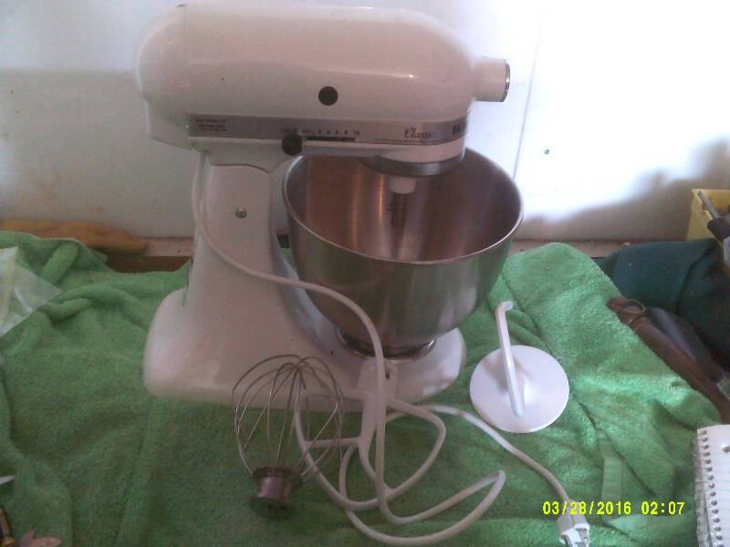 KITCHEN AID MIXER