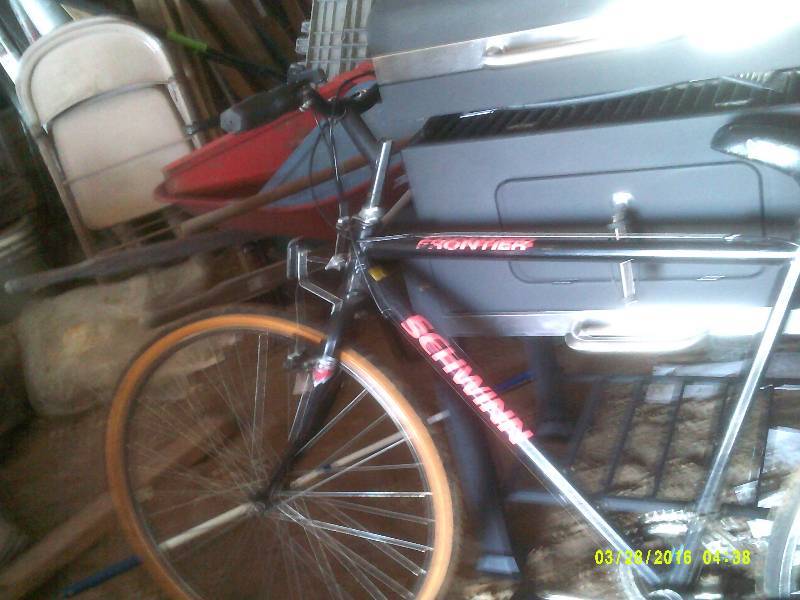 SHWINN BICYCLE