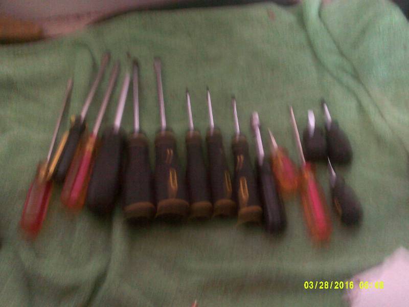 SCREW DRIVERS