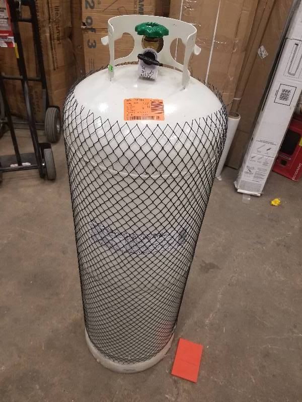 Flame King 100 lb Propane Cylinder with POL