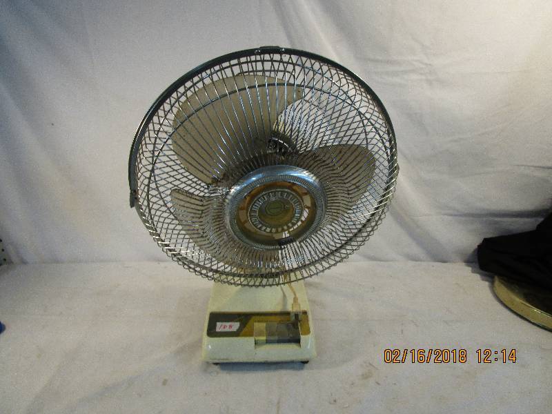 lot 108 image: Fan