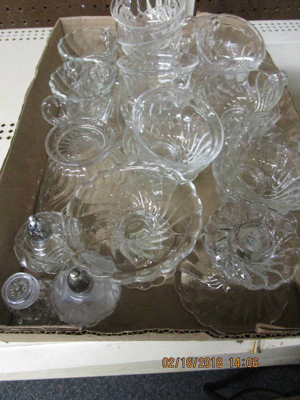 lot 139 image: Fostoria Glassware