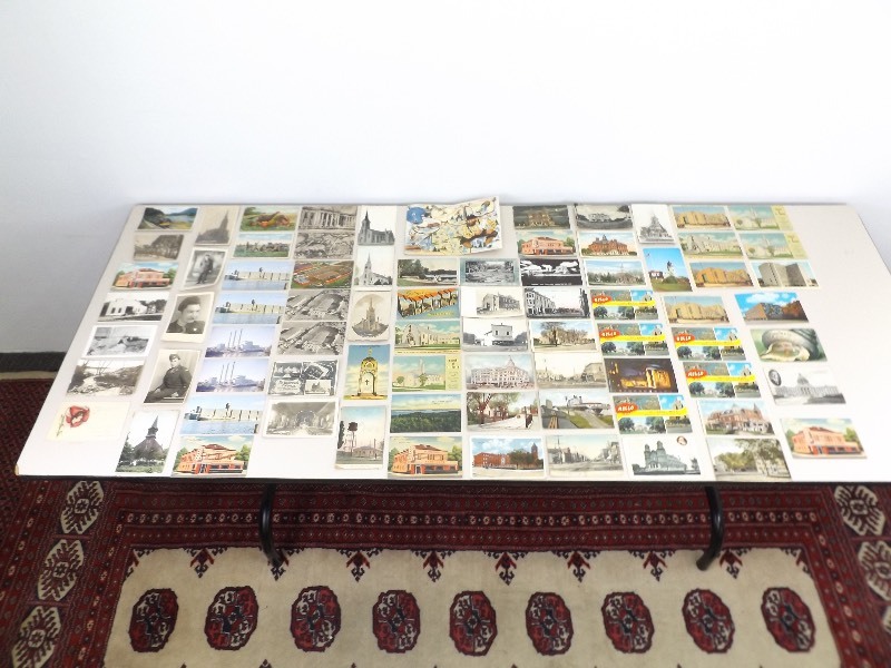 lot 33 image: Large Lot of AntiqueVintage Postcards