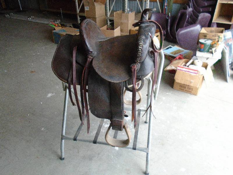 Saddle and Saddle Stand