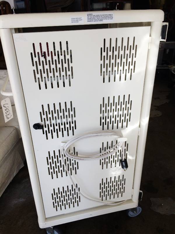 Stryker 2 Door Endoscopy Medical Mobile Multi-Specialty Video Locking Cabinet Cart With Glass Door & 4 Adjustable Shelves (No Key) - Fantastic Moving Storage Cabinet  Great Condition