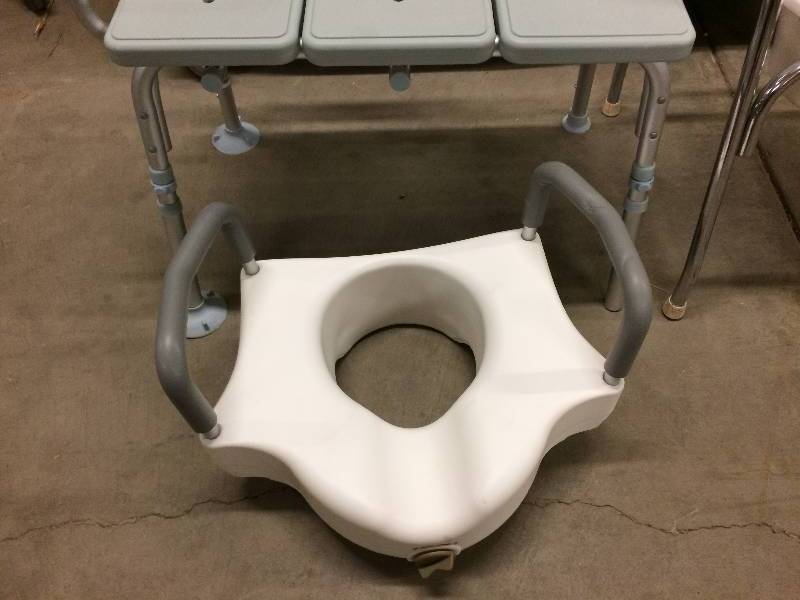 lot 2 image: Transfer Bench with 3 Molded Plates and Commode Chairs