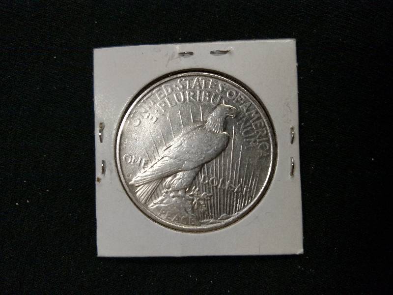 1922 D Peace Silver Dollar...