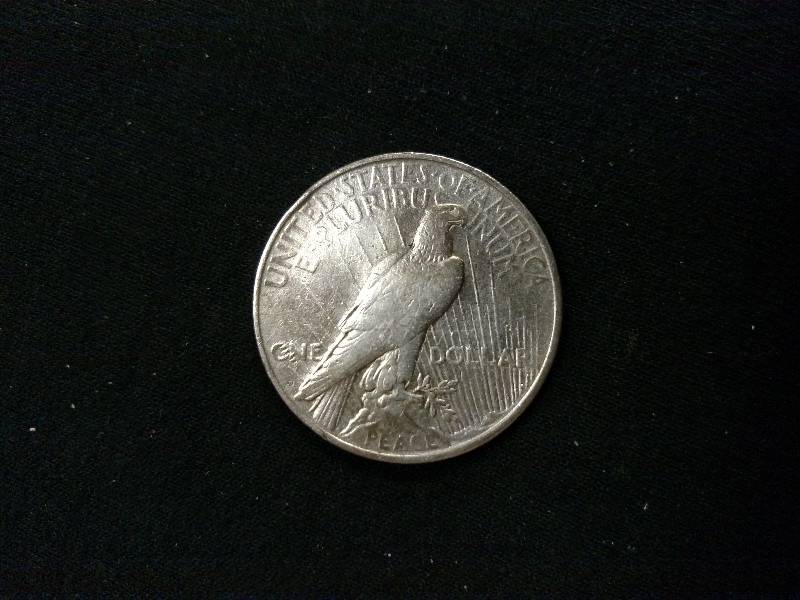 1922 D Peace Silver Dollar...