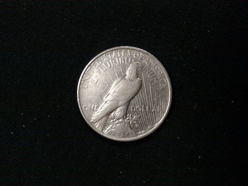 1922 D Peace Silver Dollar...
