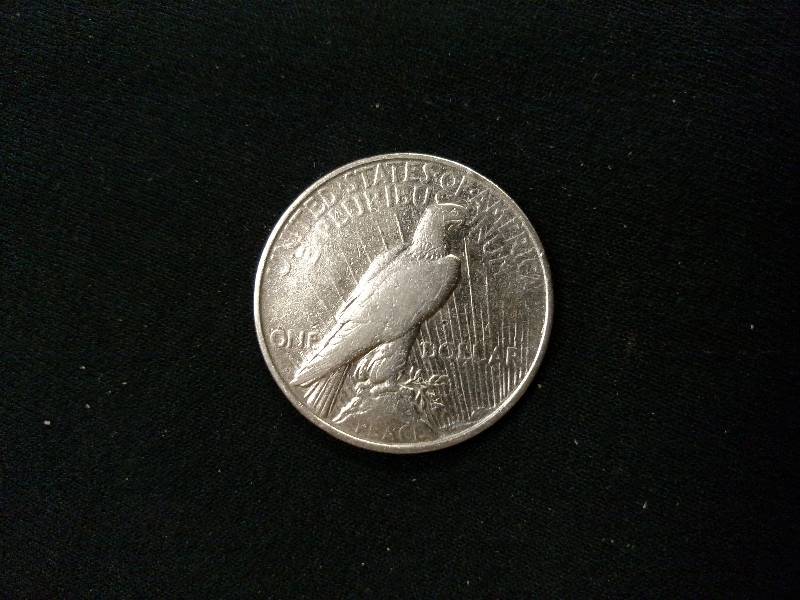 1922 D Peace Silver Dollar...