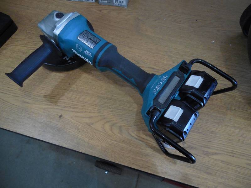 lot 33 image: Makita 18-Volt 5.0Ah X2 LXT Lithium-Ion (36-Volt) Brushless Angle Grinder Kit