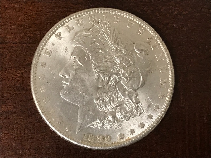 lot 3 image: 1889 Morgan Silver Dollar ...
