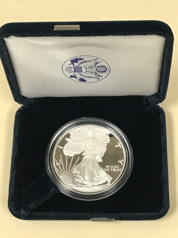 lot 49 image: 2005-W Silver American Eagle Dollar...