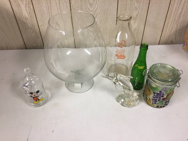 lot 36 image: Vintage Glass Bottles & Cannisters