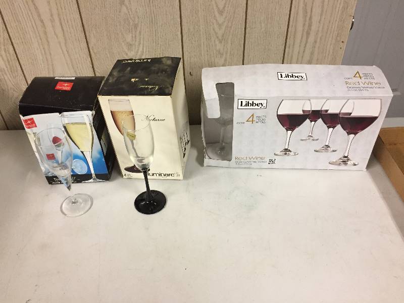 lot 45 image: New Wine Glasses
