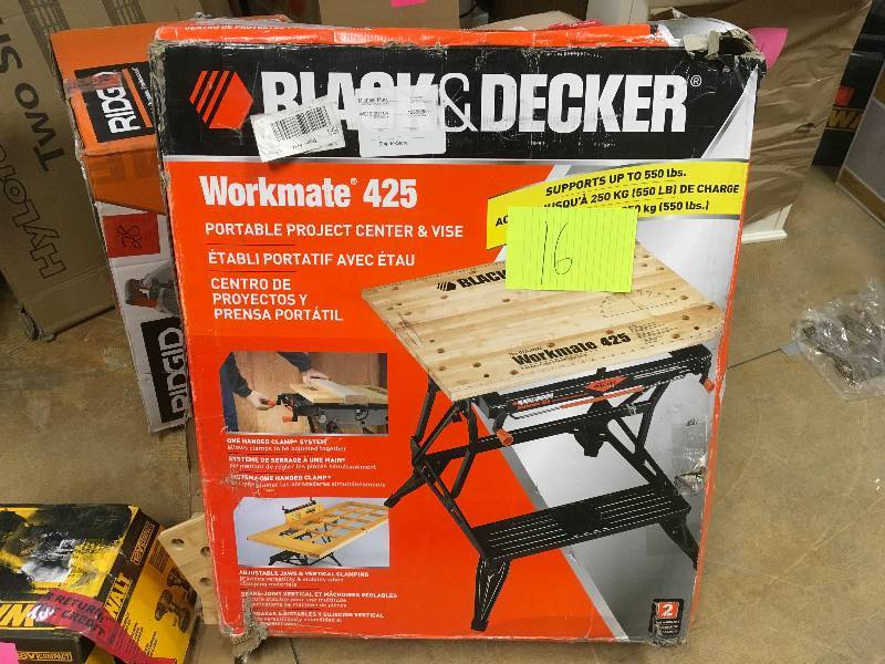 BLACKDECKER Workmate 425 30 in. Folding Portable Workbench and Vise in great working condition