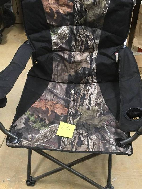 Chair used in good condition has a rip on the side oh the left arm other then that its good.