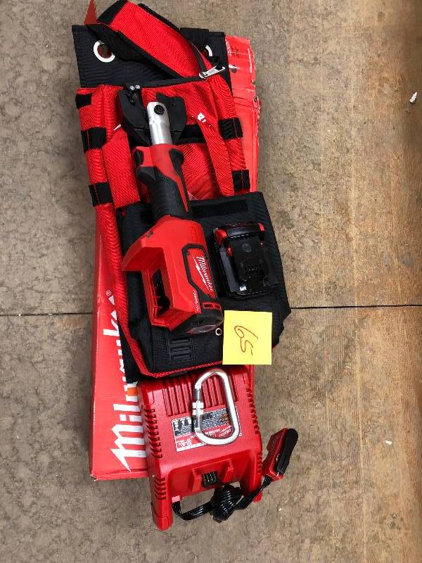 Milwaukee M18 18-Volt Lithium-Ion Cordless Cable Cutter With Steel Jaws with(1) 2.0Ah Battery, Charger, Tool Bag in like new conditions