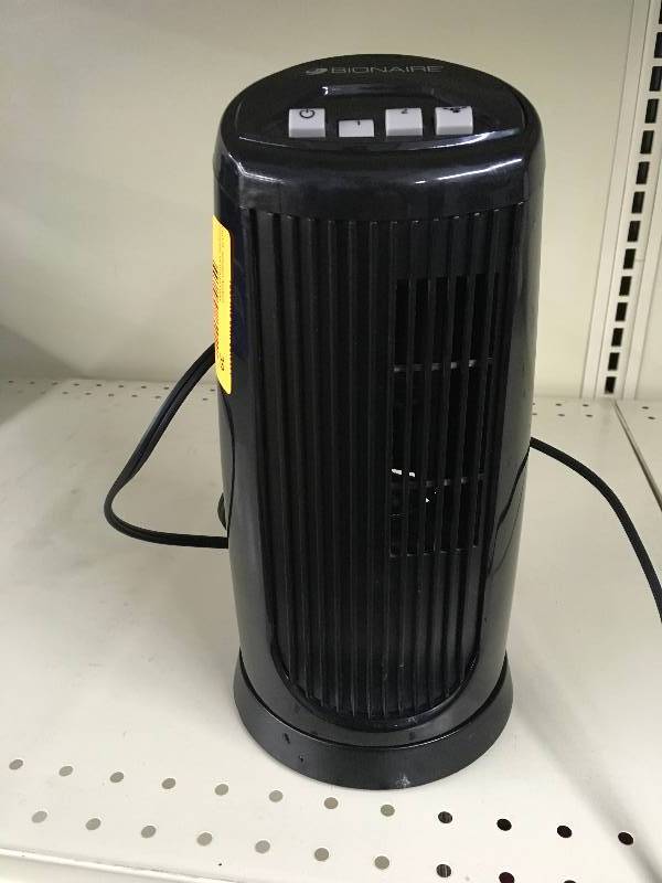 lot 39 image: BIONAIRE FAN, MSRP $54.99