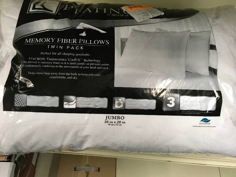 lot 41 image: LC PLATINUM JUMBO 2PK PILLOWS, MSRP $19.99