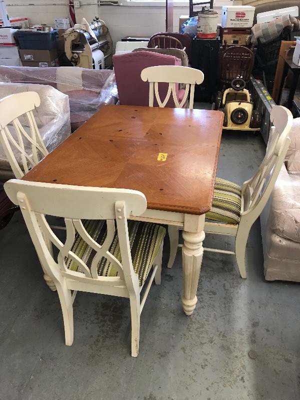 DINING ROOM SET