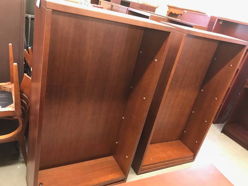 WELL MADE BOOKCASES