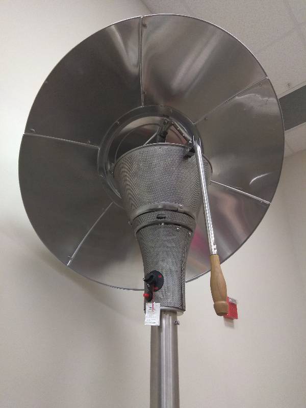 lot 6 image: Mirage 48,000 BTU Stainless Steel Commercial Grade Heat Focusing Propane Patio Heater