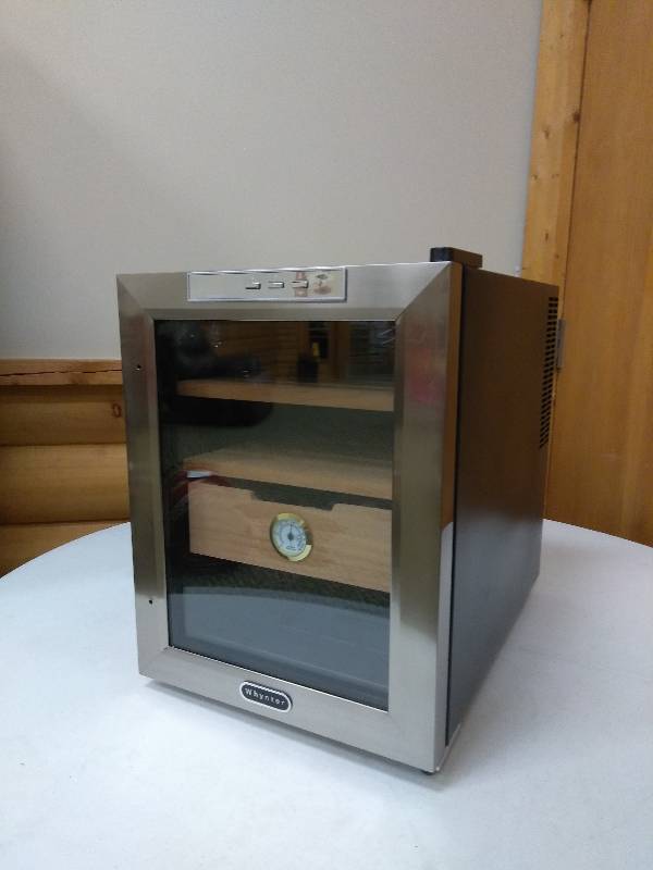 Whynter Cigar Cooler Humidor