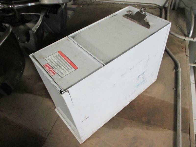 lot 32 image: Weather Guard Van Cube File w Keys and Base