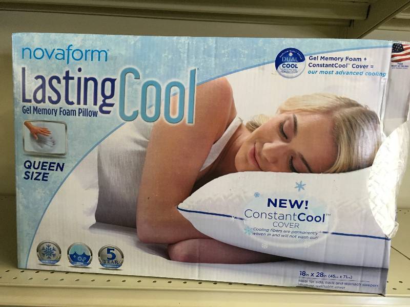 lot 453 image: NOVAFORM LASTING COOL GEL, MSRP $29.99