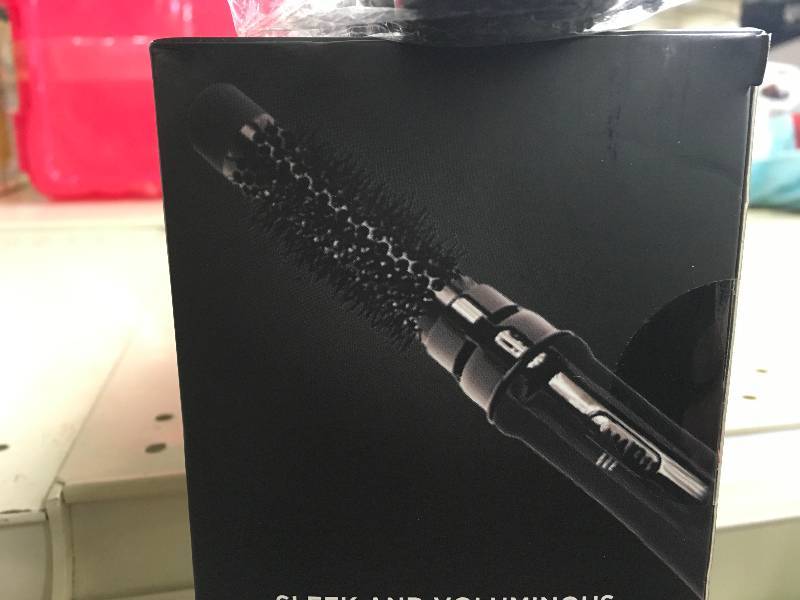 lot 441 image: SULTRA VIXEN DRYER BRUSH, MSRP $94.99