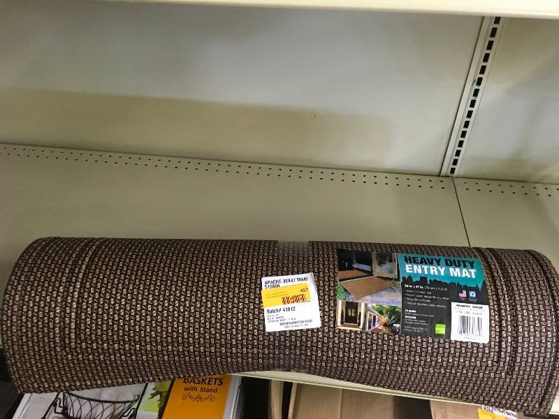 lot 457 image: APACHE 30X47 MANHATTAN HEAVY DUTY ENTRY MAT, MSRP $13.99