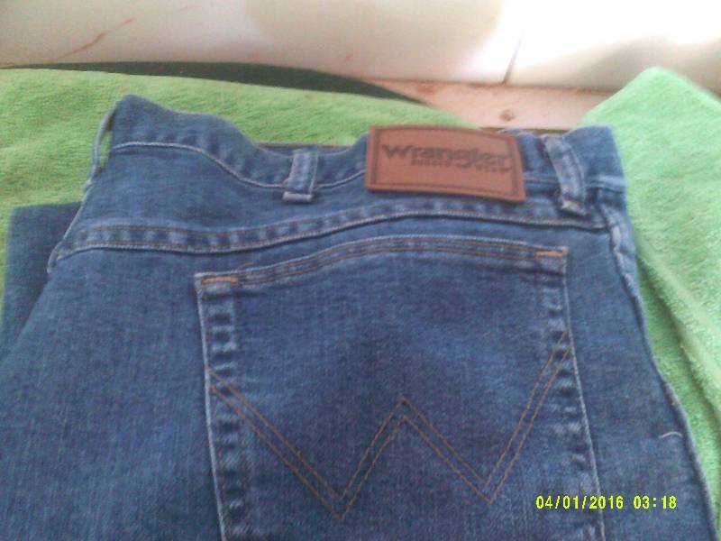 40X30 WRANGLER JEANS