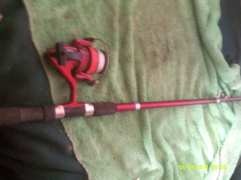 FOLD N REEL FISHIING ROD AND REEL