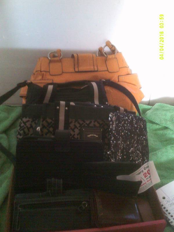 PURSES AND WALLETS