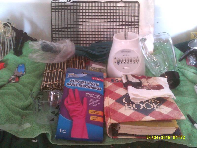 HOUSEHOLD ITEMS