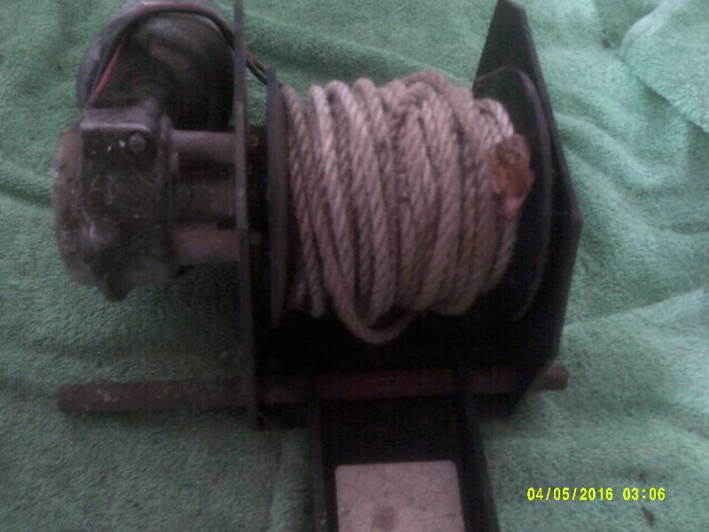 ELECTRIC BOAT WINCH
