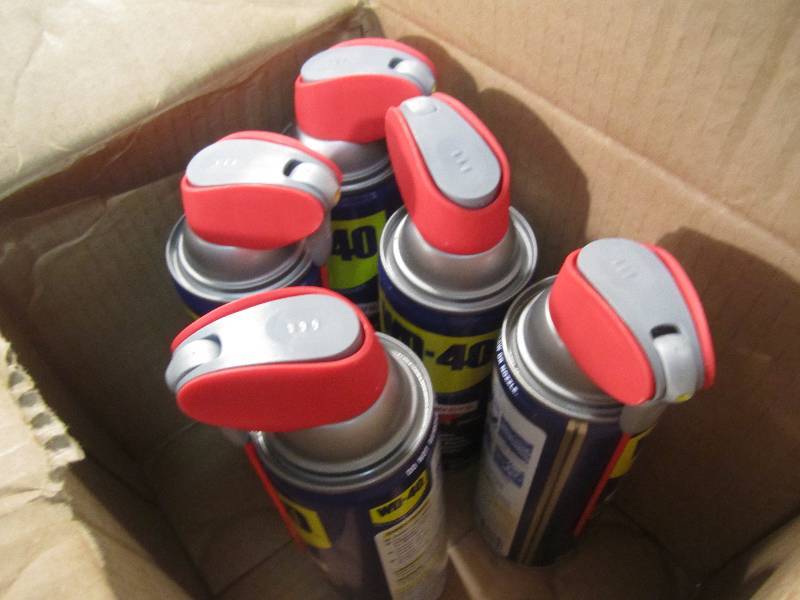 Lot of 5 Cans WD-40 Spray  BS...