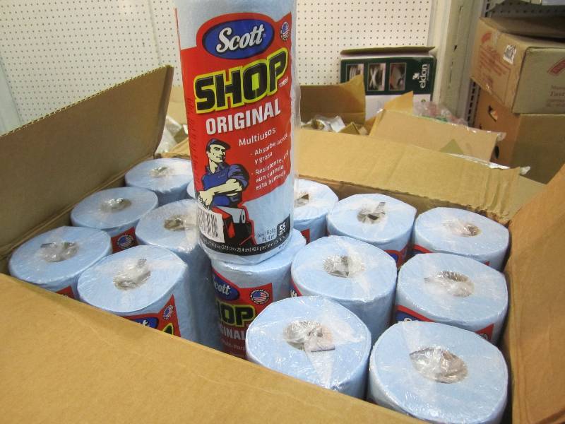 Case of 30 Rolls Scott Shop Towels ...