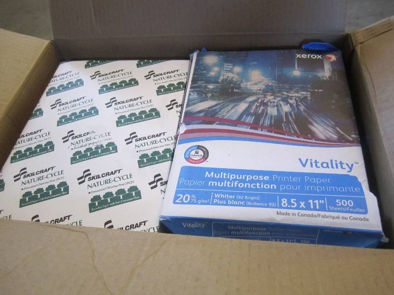 Box of 10 Reams 8.5 x 11 CopyPri...
