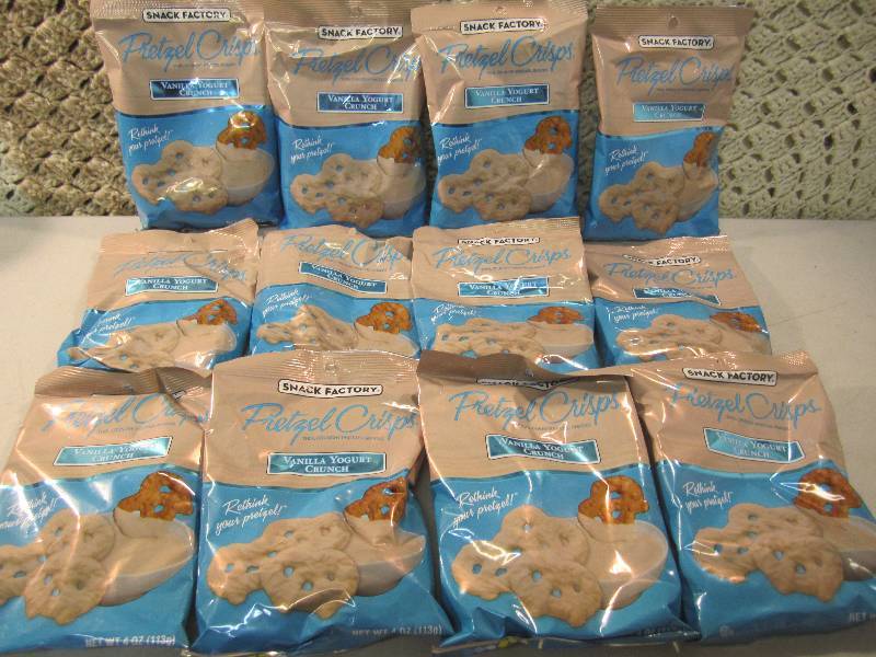 Lot of 12 Bags Snack Factory Pretze...