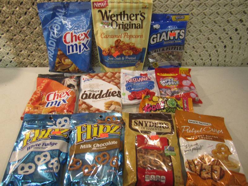 Mixed Lot of Misc Bags of Snacks Se...