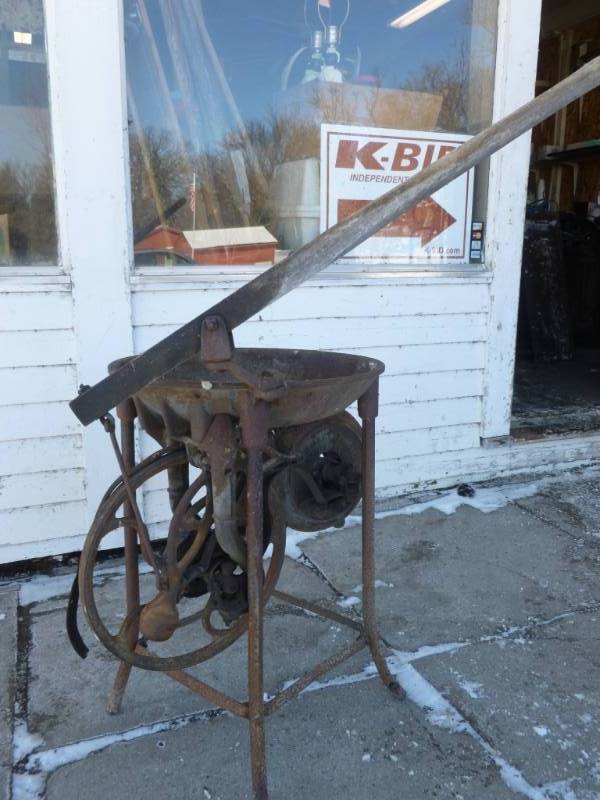 lot 1 image: Antique Blacksmith Forge