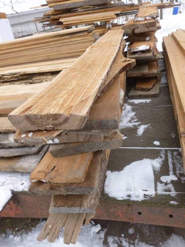 lot 25 image: Rough Cut Oak Boards